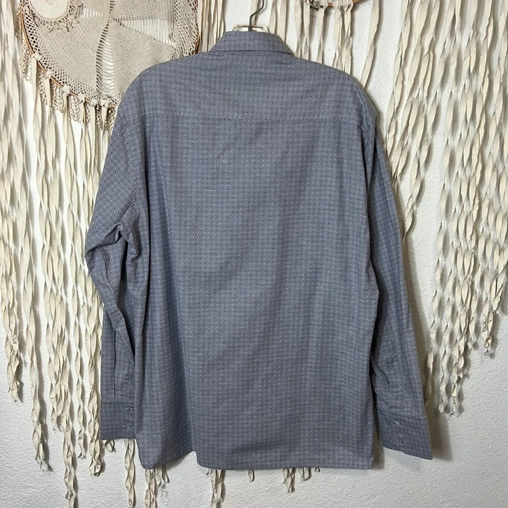 Strangely Normal Long Sleeve Button Down Dress Shirt Size Large - Picture 8 of 9